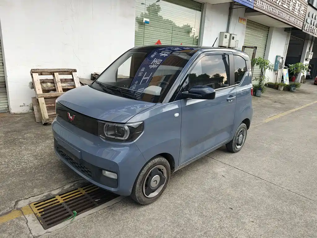 Wuling MINIEV