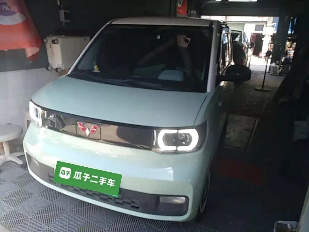 Wuling MINIEV