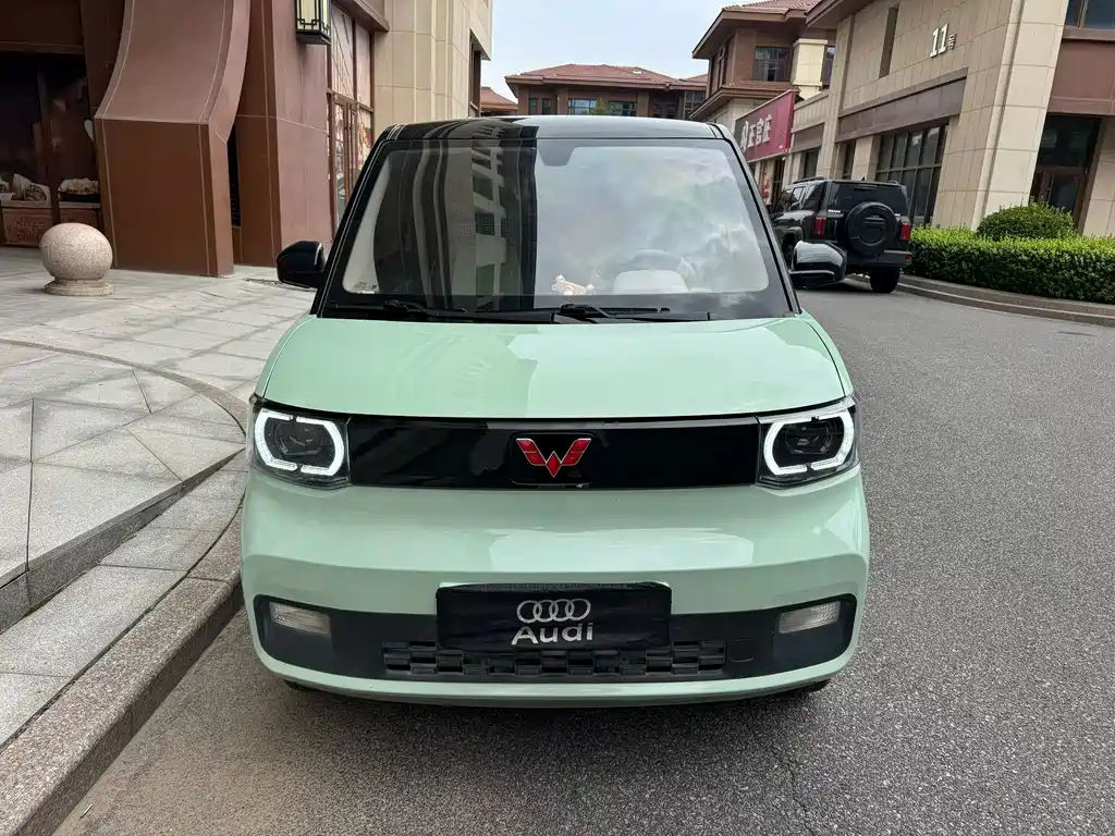 Wuling MINIEV