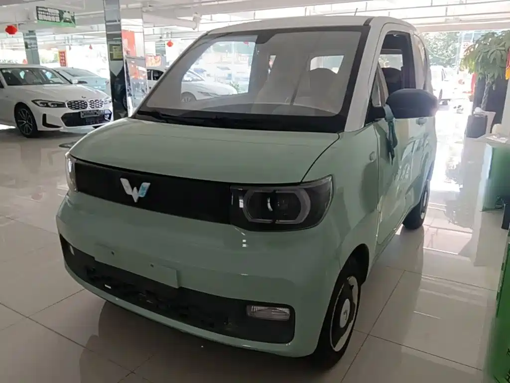 Wuling MINIEV