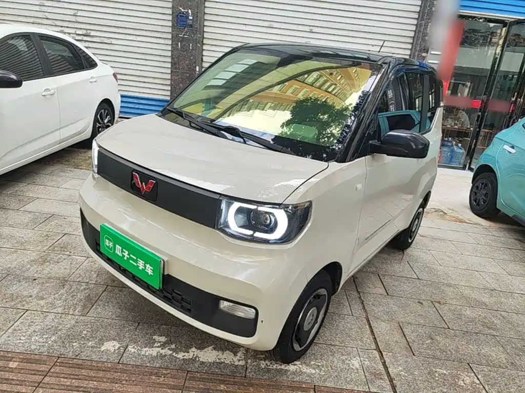 Wuling MINIEV