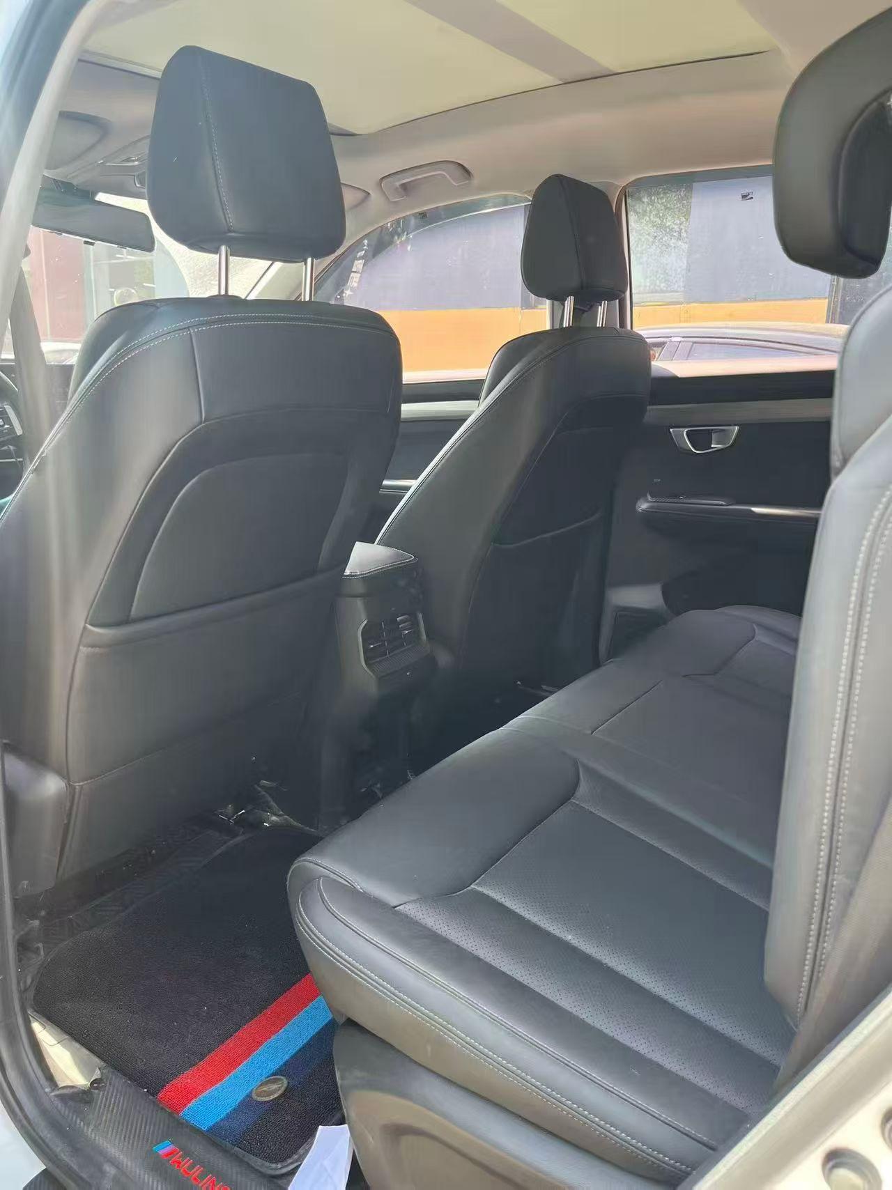 Wuling Wuling Asta