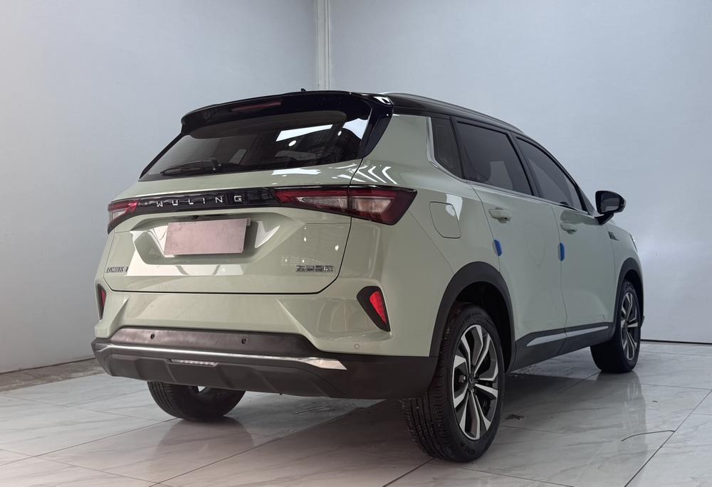 Wuling Wuling Asta