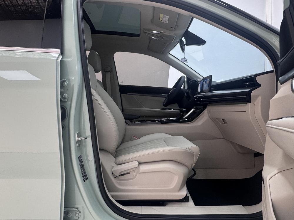 Wuling Wuling Asta