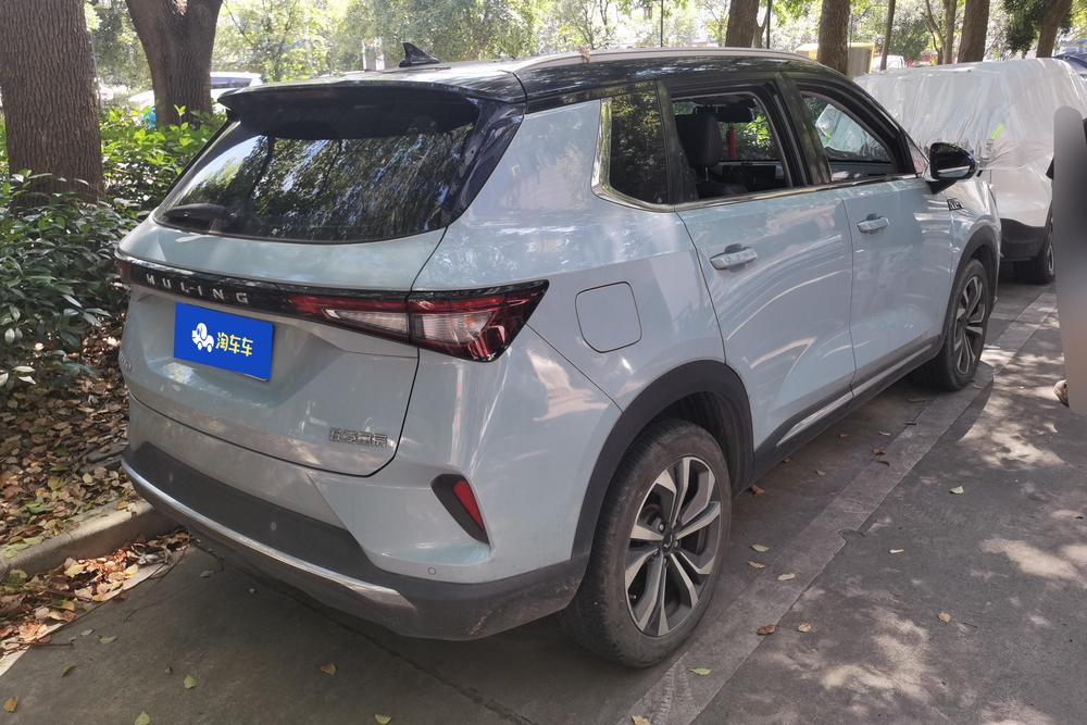 Wuling Wuling Asta
