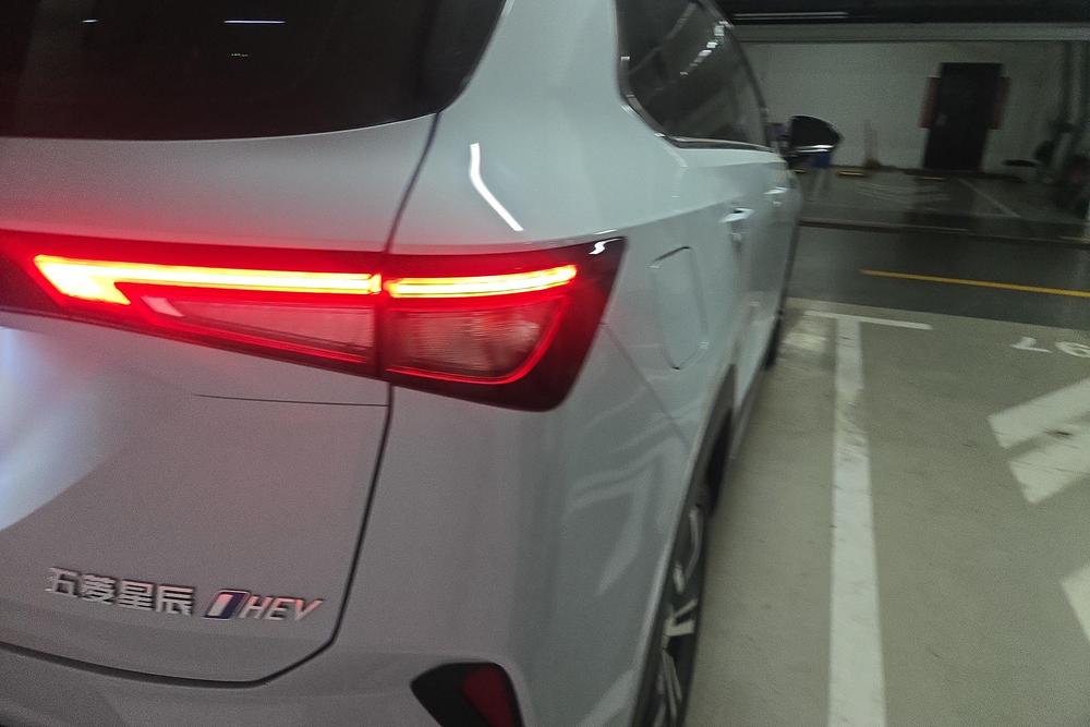 Wuling Wuling Asta