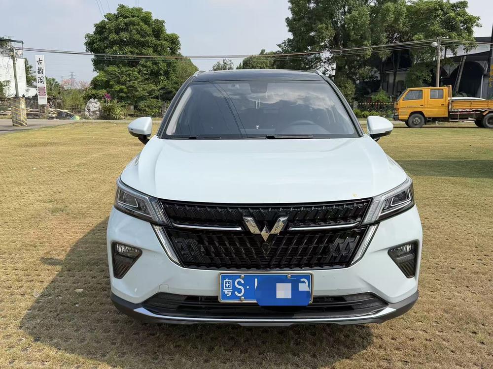 Wuling Wuling Asta