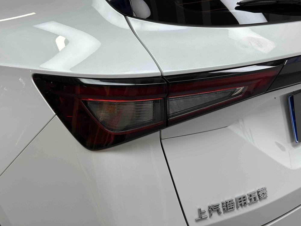 Wuling Wuling Asta