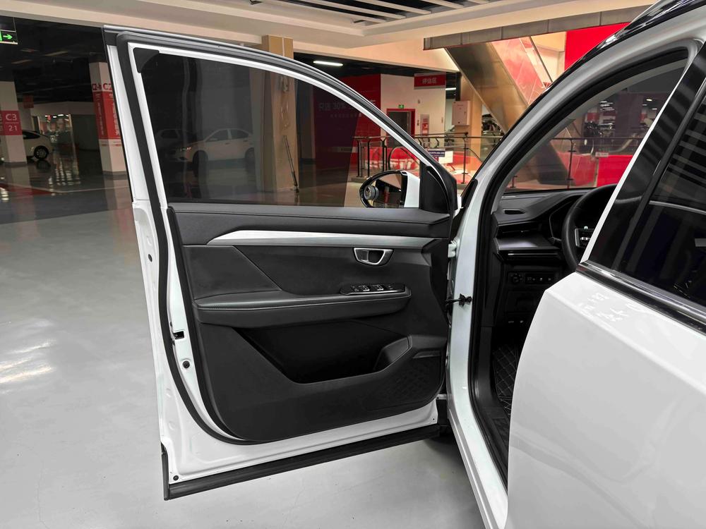 Wuling Wuling Asta