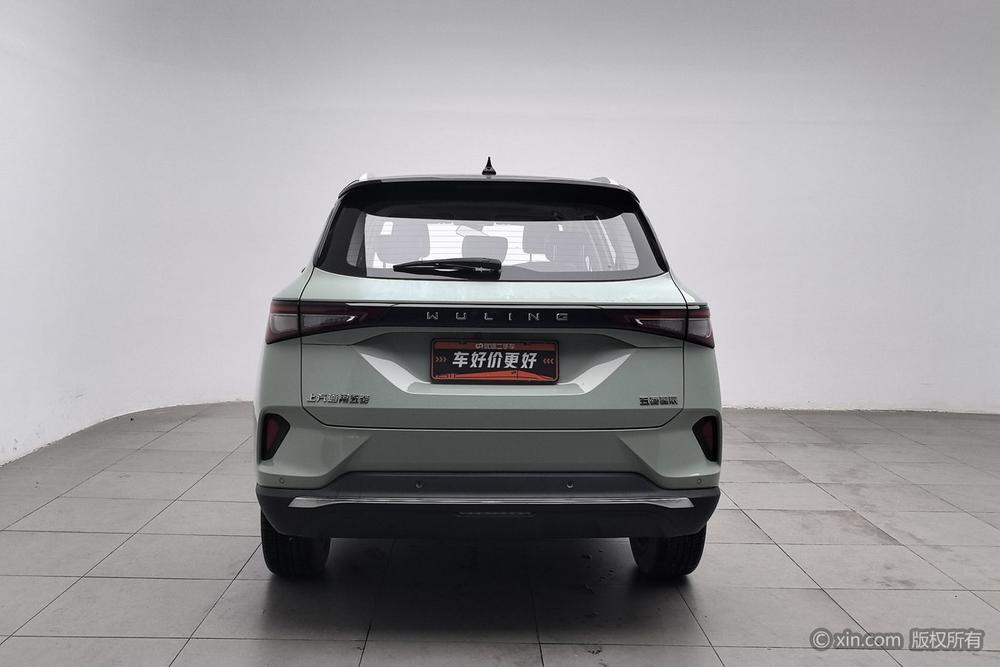 Wuling Wuling Asta