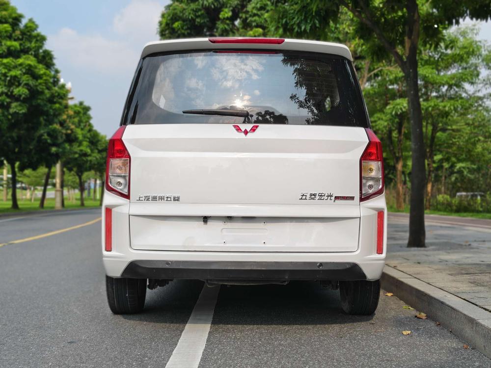 Wuling Wuling Hongguang PLUS