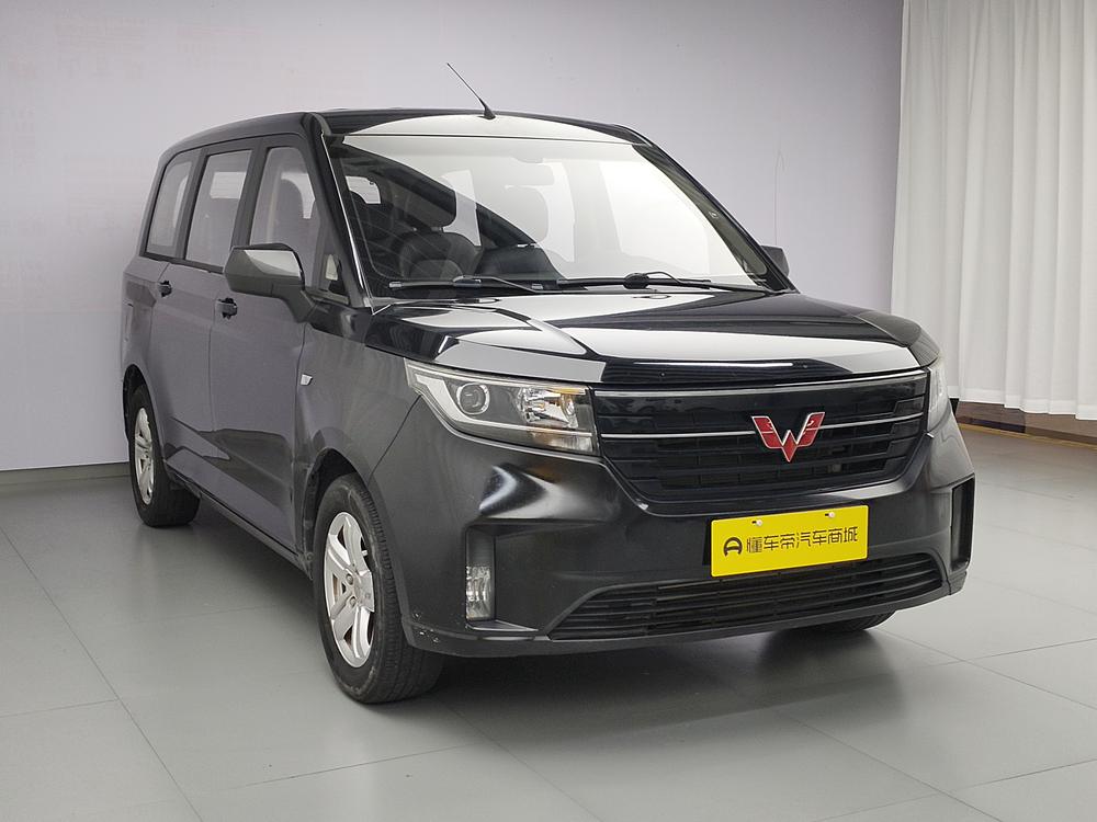 Wuling Wuling Hongguang PLUS