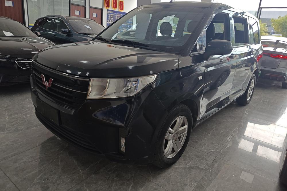 Wuling Wuling Hongguang PLUS