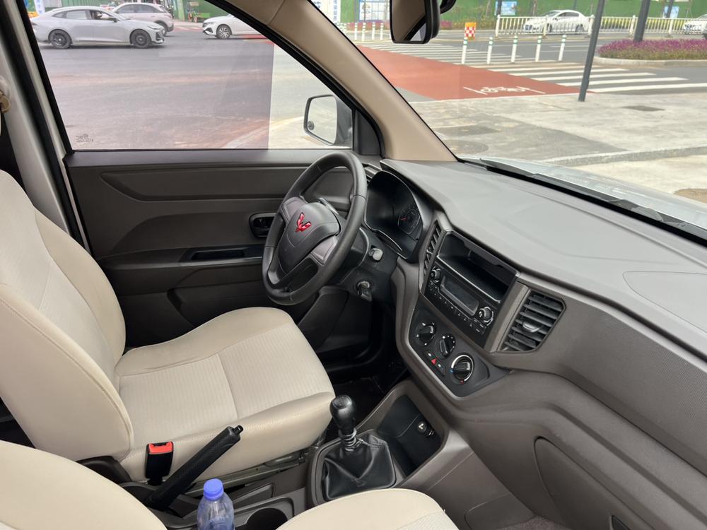 Wuling Wuling Hongguang V