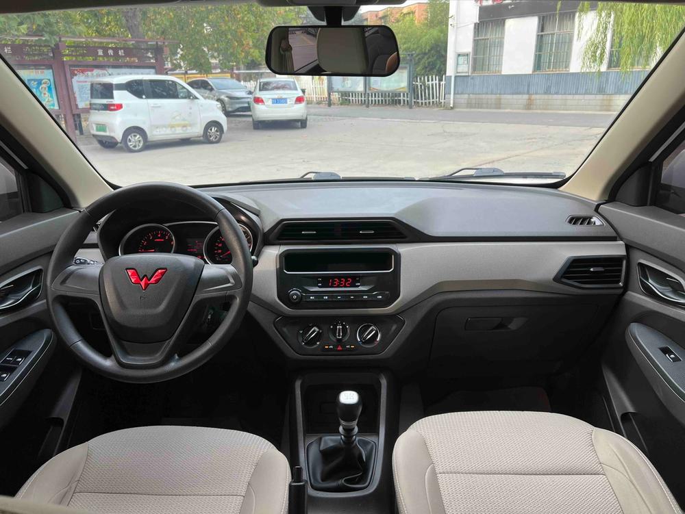 Wuling Wuling Hongguang