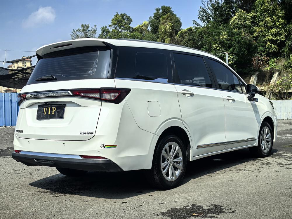 Wuling Wuling Jiachen