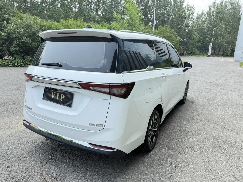 Wuling Wuling Jiachen