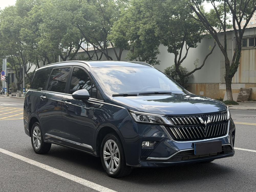 Wuling Wuling Jiachen