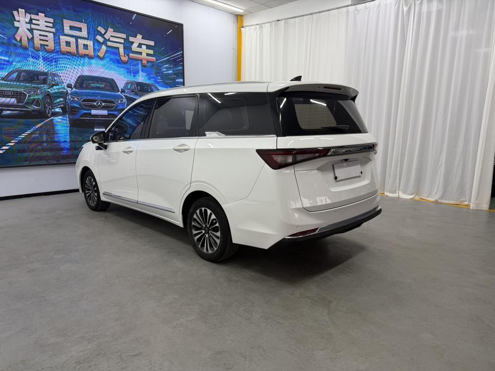 Wuling Wuling Jiachen