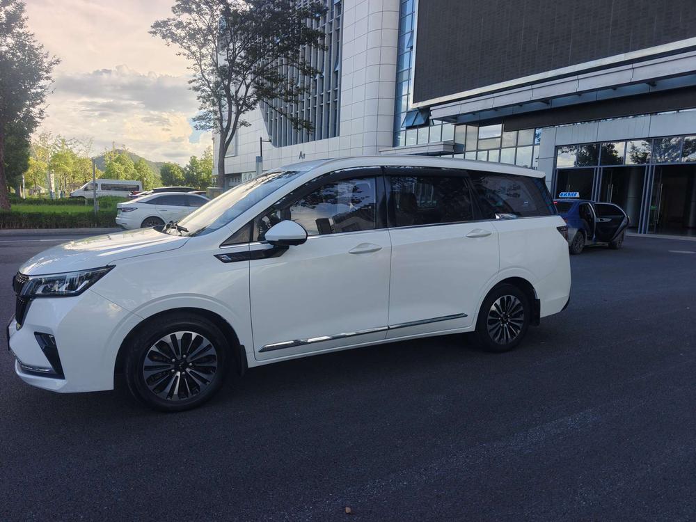 Wuling Wuling Jiachen