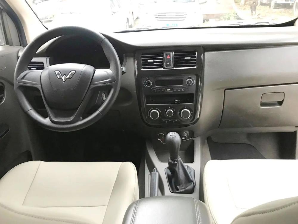 Wuling Wuling Rongguang V