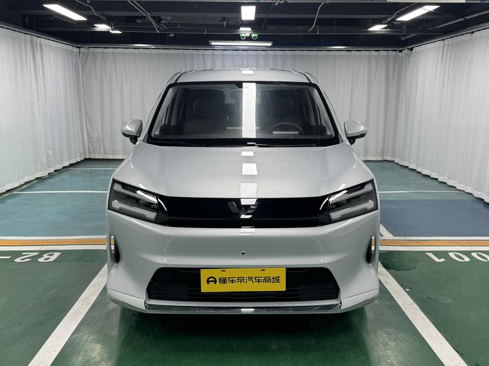 Wuling Xingguang 730 EV