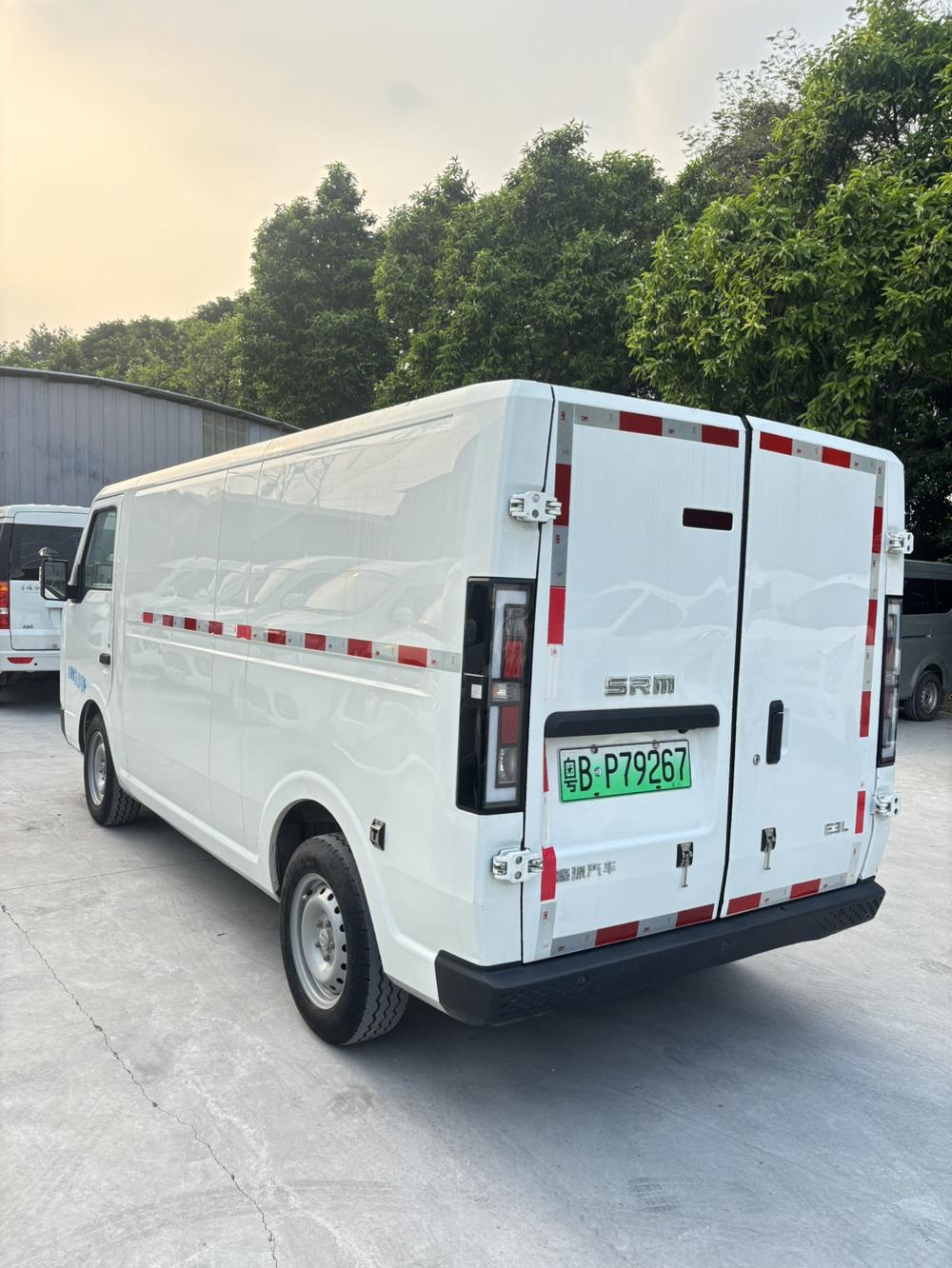 Xinyuan SRM E3L