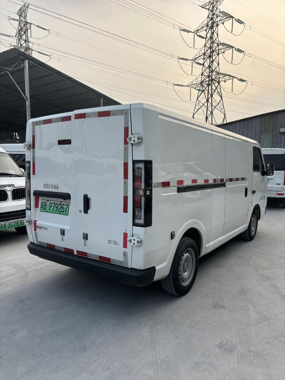 Xinyuan SRM E3L