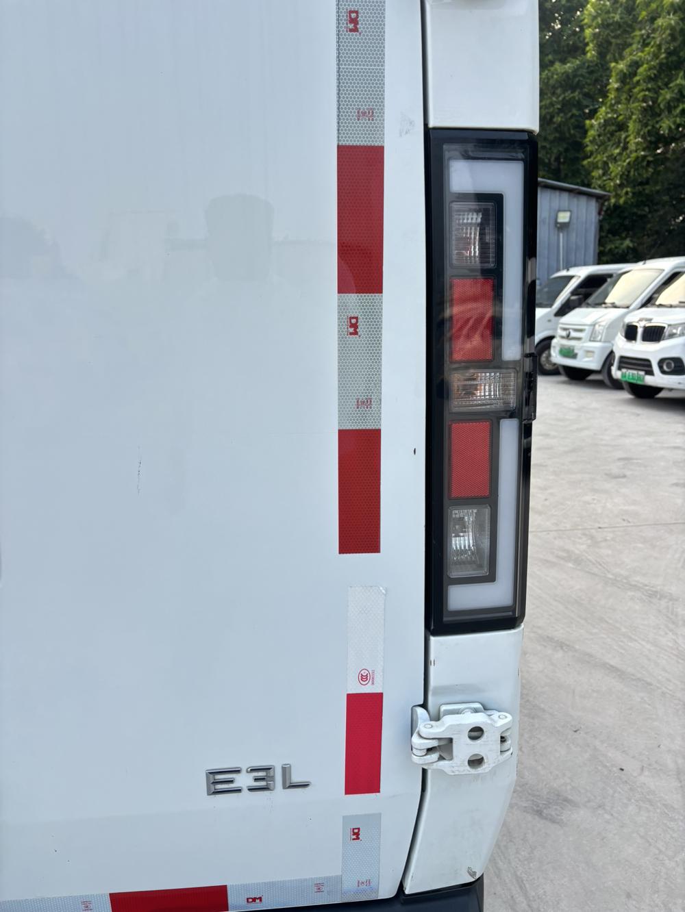 Xinyuan SRM E3L