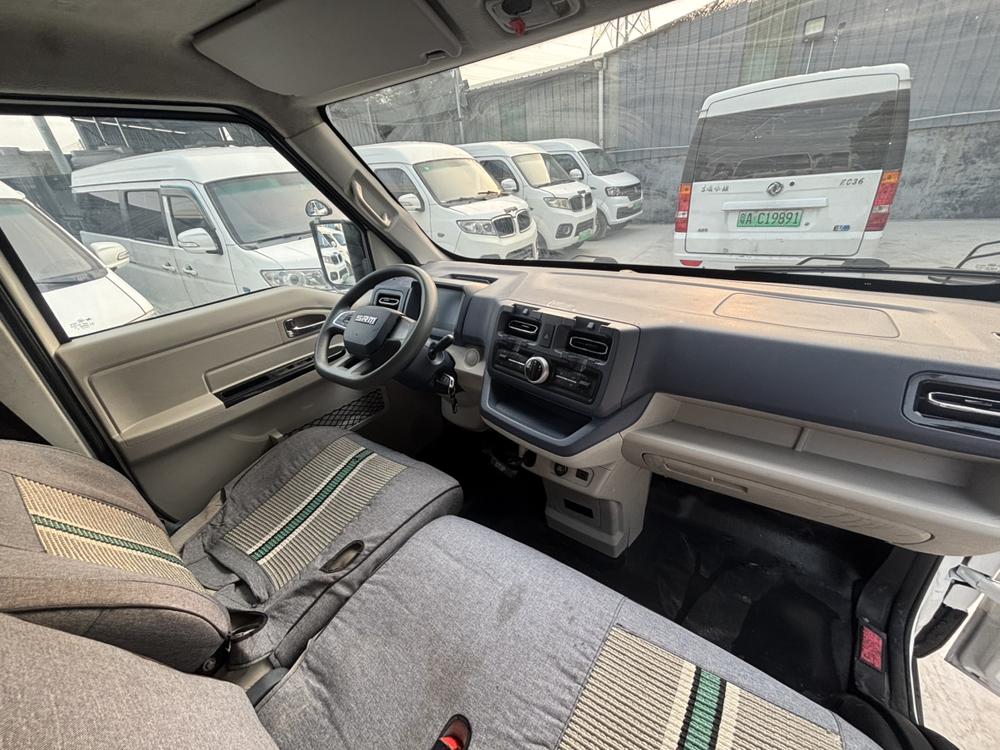 Xinyuan SRM E3L