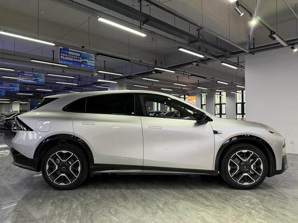 XPeng XPeng G7