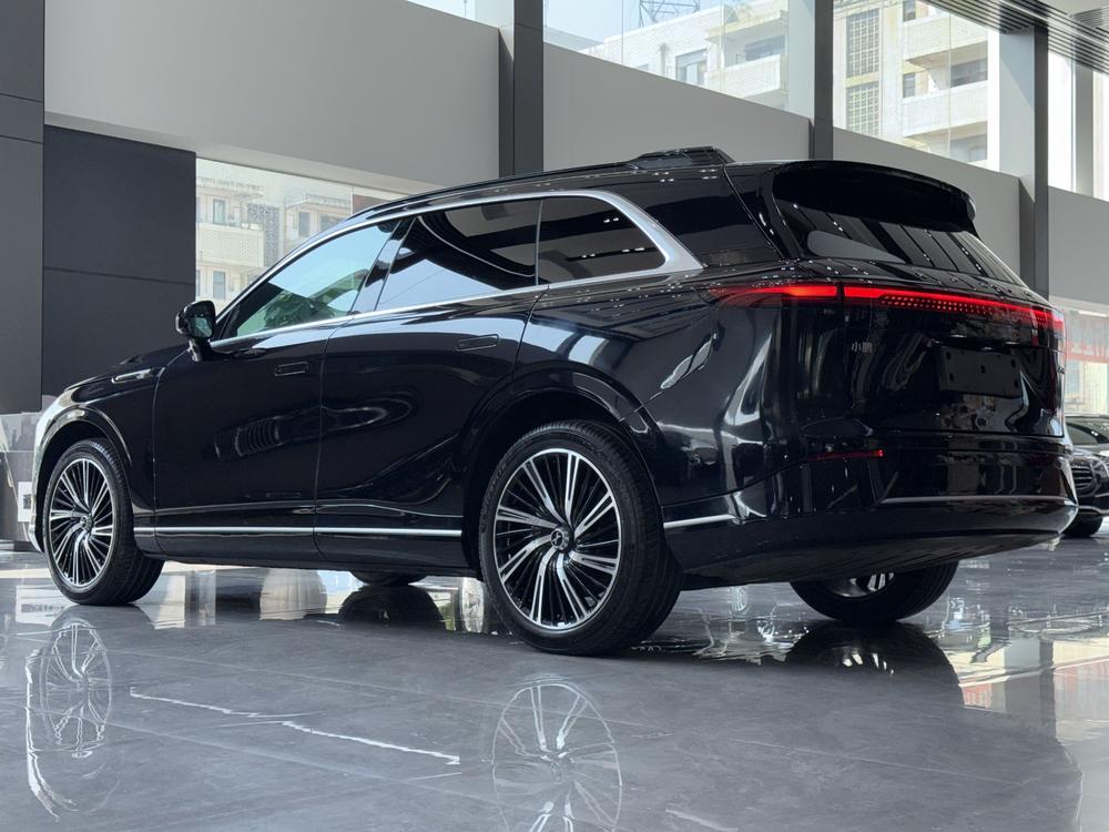XPeng XPeng G9