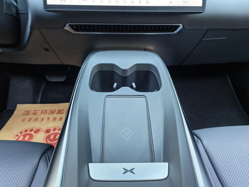XPeng XPeng MONA M03