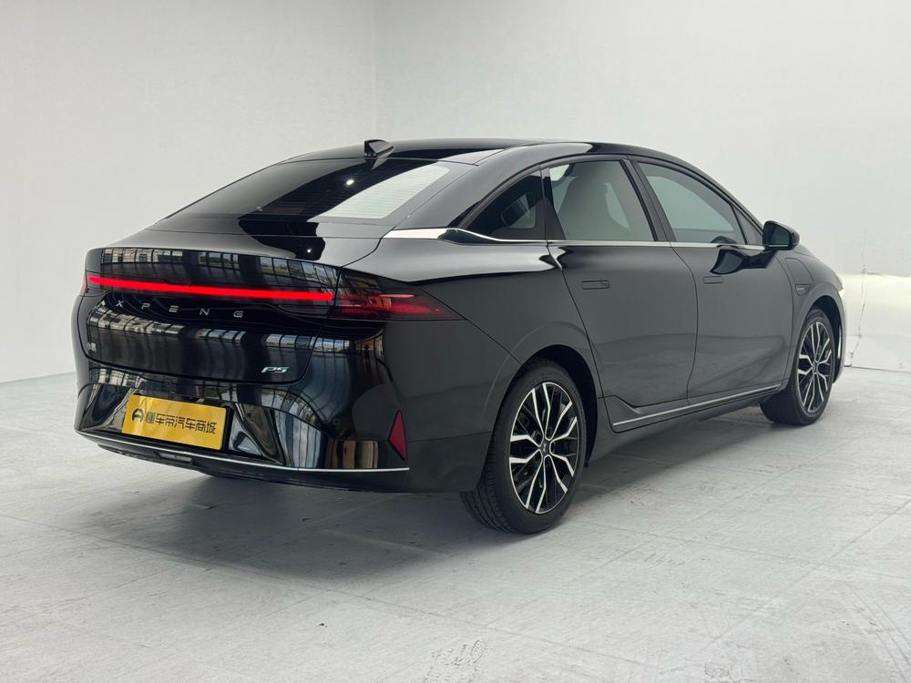 XPeng XPeng P5