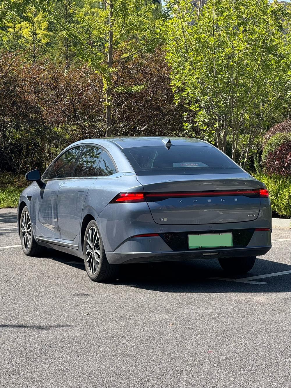 XPeng XPeng P5