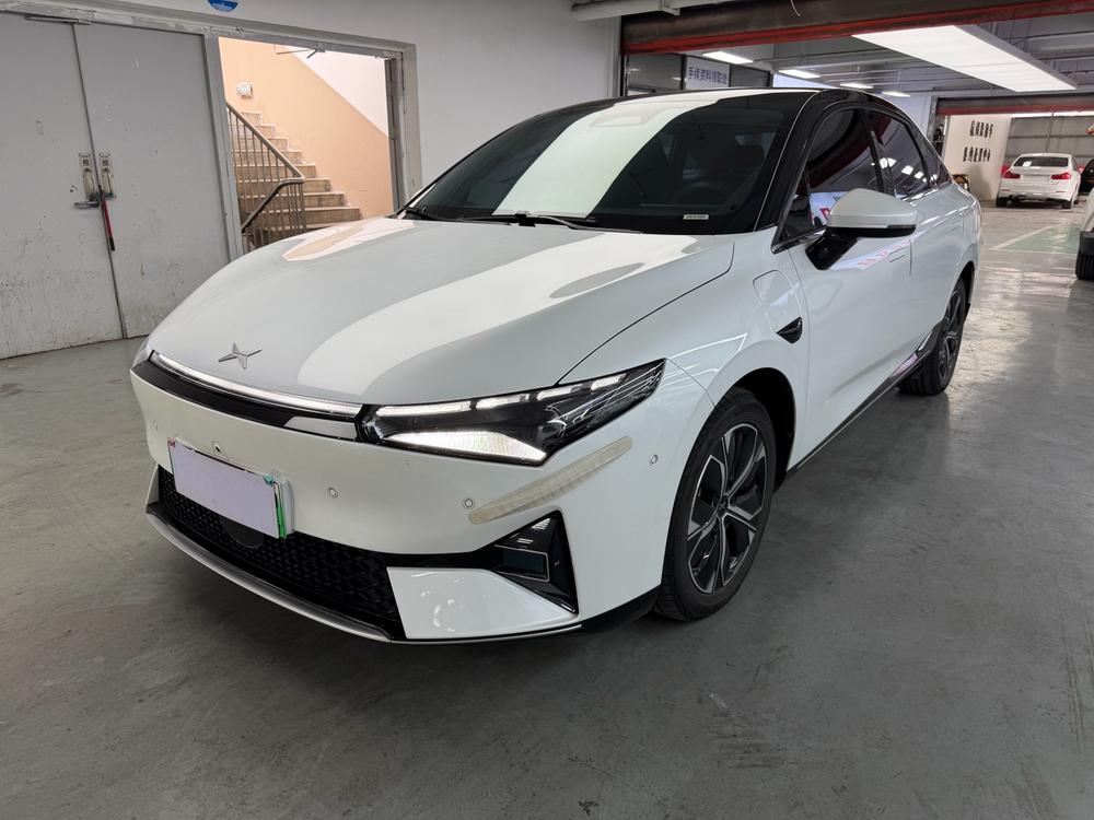 XPeng XPeng P5