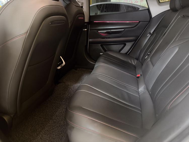 XPeng XPeng P7
