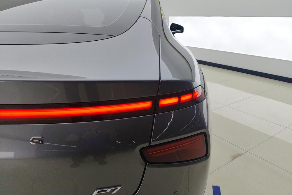 XPeng XPeng P7