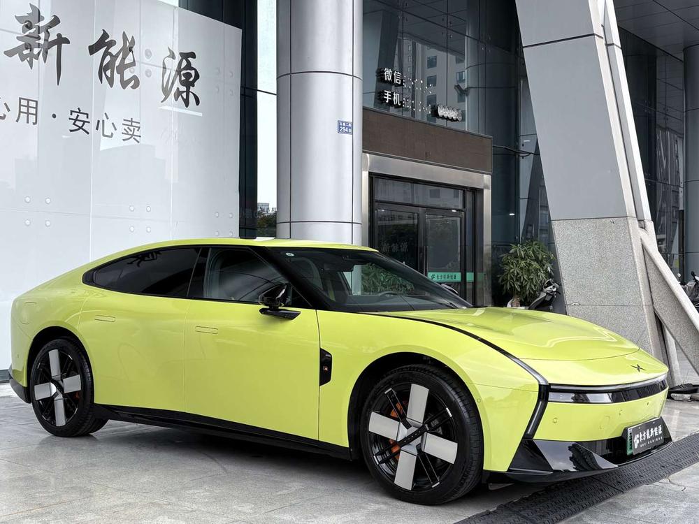 XPeng XPeng P7