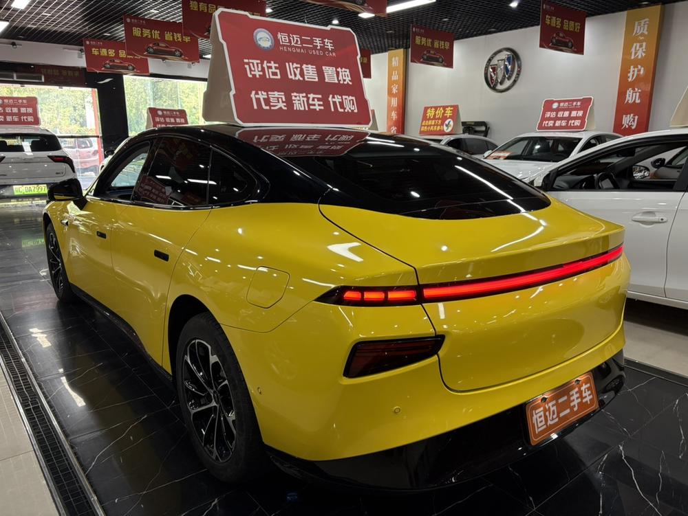 XPeng XPeng P7