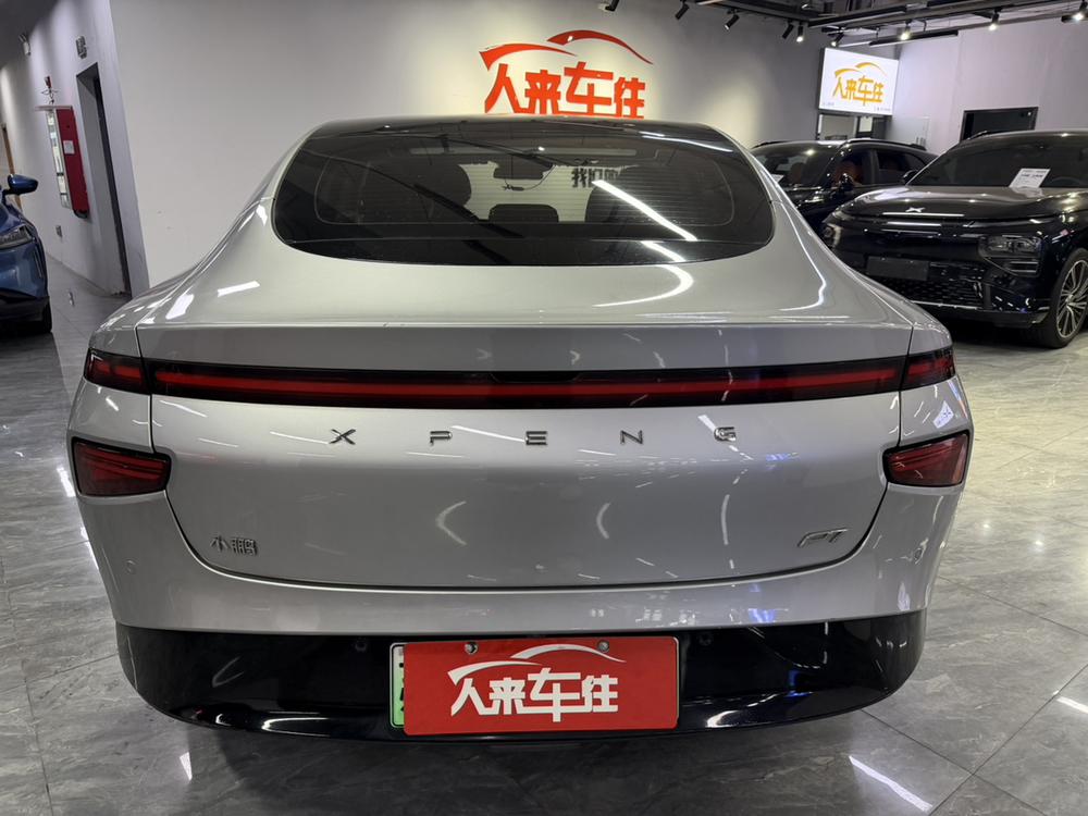XPeng XPeng P7