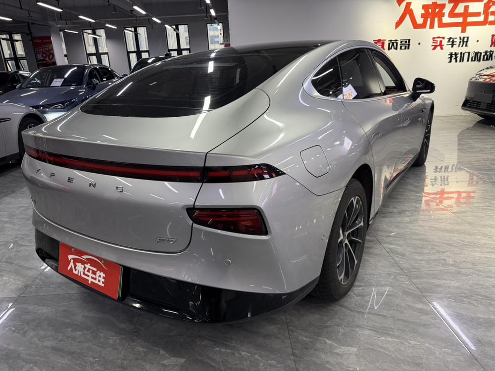 XPeng XPeng P7