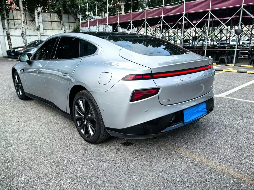 XPeng XPeng P7