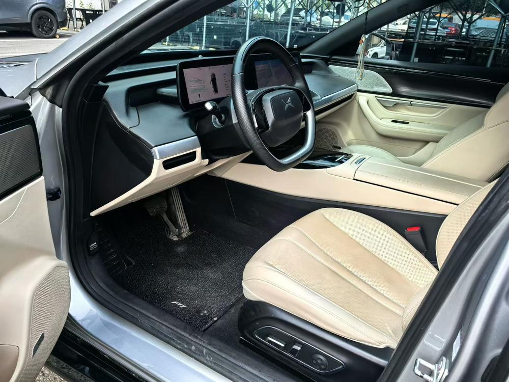 XPeng XPeng P7