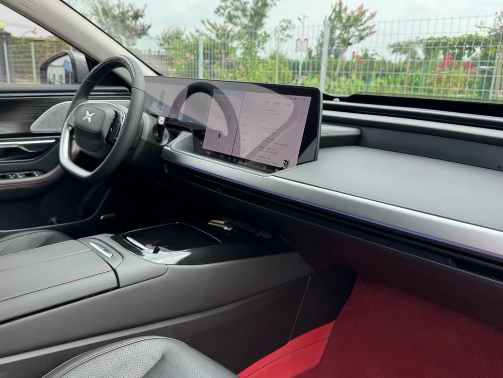 XPeng XPeng P7