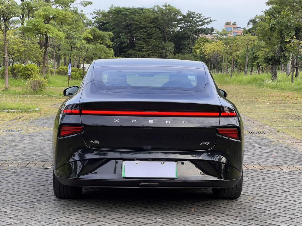 XPeng XPeng P7