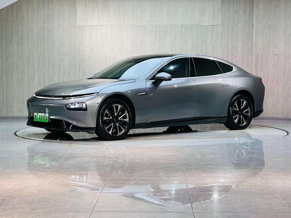 XPeng XPeng P7