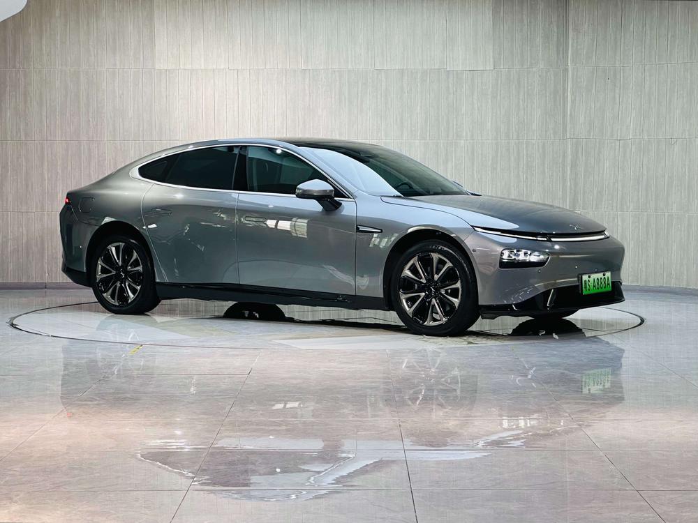 XPeng XPeng P7