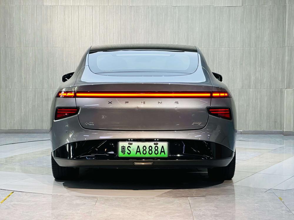 XPeng XPeng P7