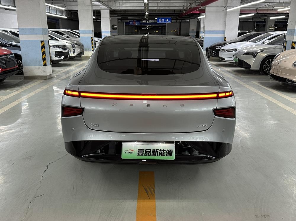 XPeng XPeng P7